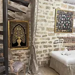 Apartment Atelier D Artiste Sur L Ile Saint Louis